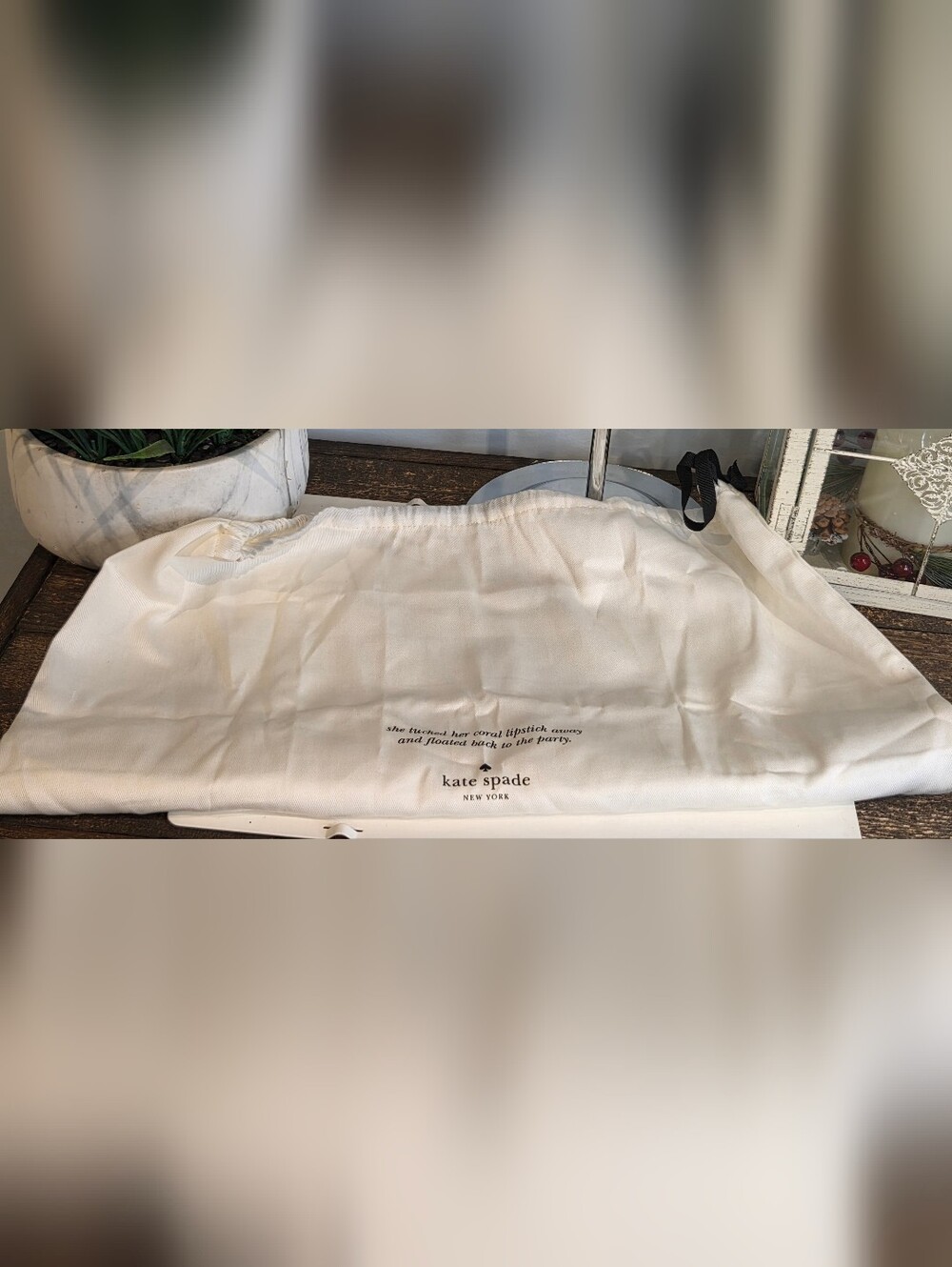 Kate Spade Drawstring Dustbag Large - Picture 2 of 3